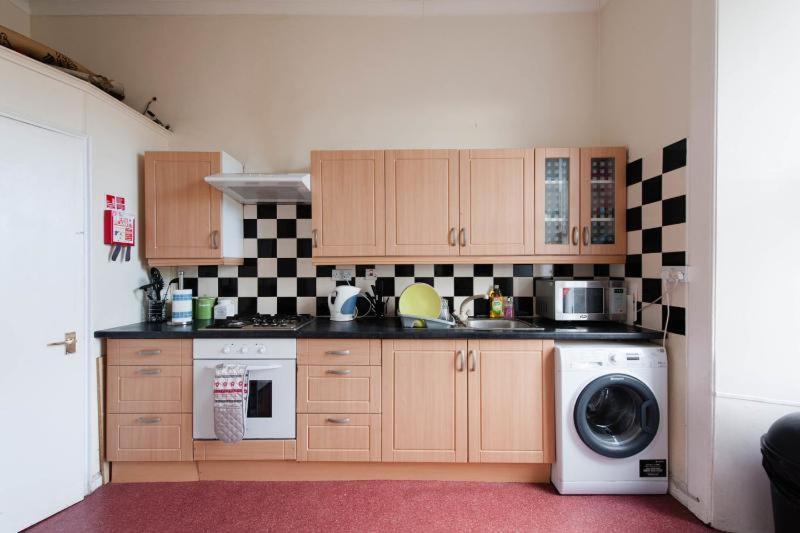 Edinburgh Central Roomz Aparthotel Экстерьер фото