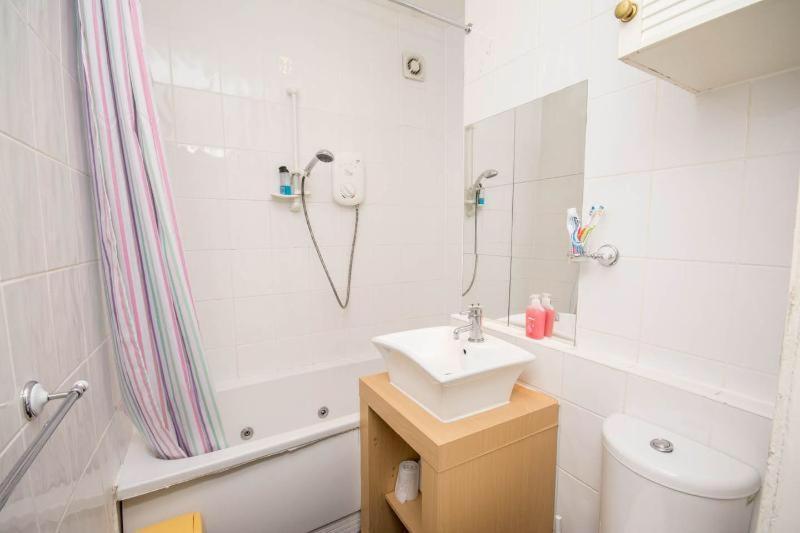 Edinburgh Central Roomz Aparthotel Экстерьер фото